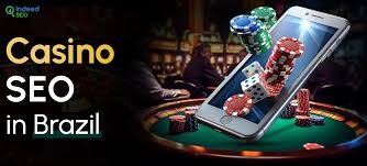 Người dùng Việt Nam chơi game bắn cá 77win9 trên điện thoại di động